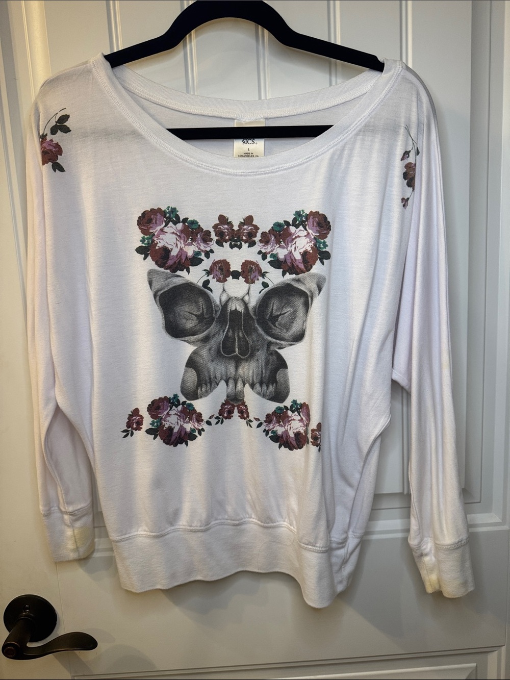 Women’s White Floral Skull candy Pullover lightweight Sweatshirt Large
